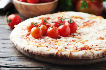 Italian homemade pizza margherita with tomato