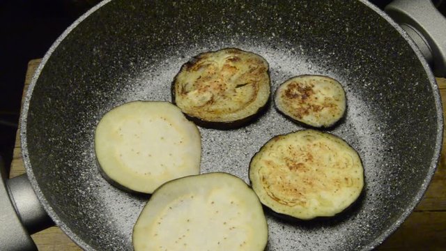 Solanum melongena Баклажан Munakoiso बैंगन Բադրիջան 茄 Melanzane 가지 식물 Баклажан มะเขือยาว V&acirc;nătă Eggplant  aubergine Psianka podłużna  חציל
