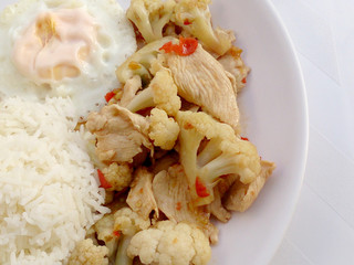 Stir fried cauliflower with chicken.