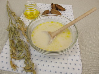 Haarkur mit Hafer und Mandelöl