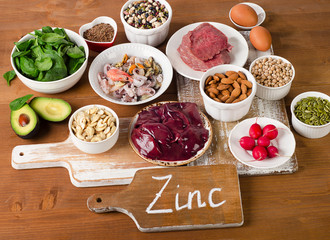 Fototapeta na wymiar Foods with Zinc mineral on a wooden table.