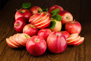 Fototapeta na wymiar Fresh red organic apples. Fruit on dark background.