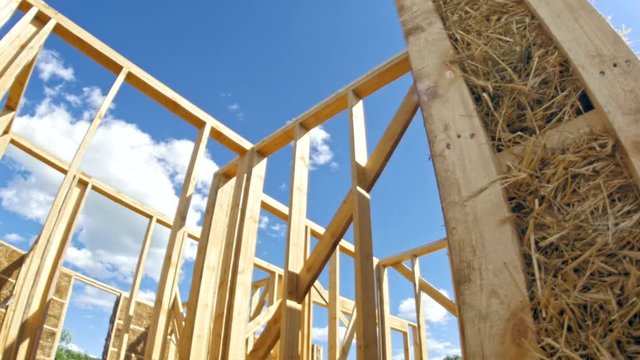 the base frame from straw bales slider close up