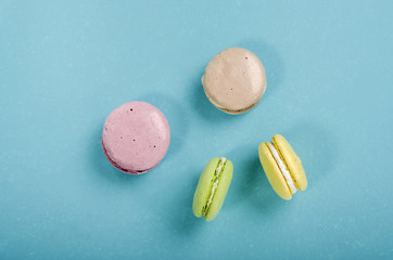 flat lay macaroon on color background