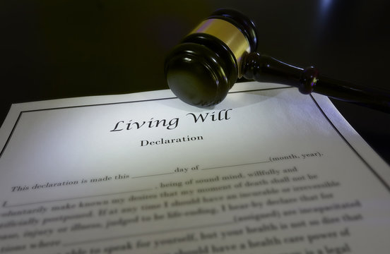 Living Will and gavel