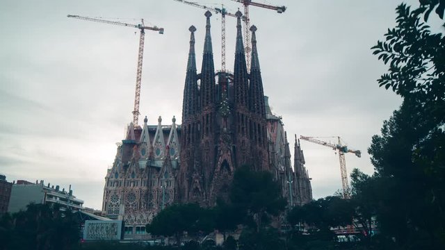cloudy sky barcelona sagrada familia panoramic view 4k time lapse spain
