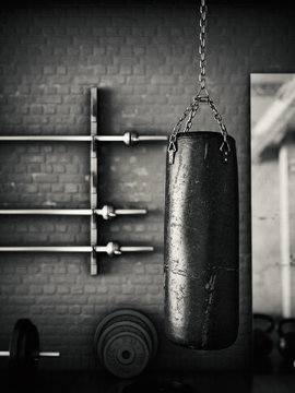 Fitnessraum mit Boxsack