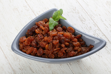 Raisin in the bowl