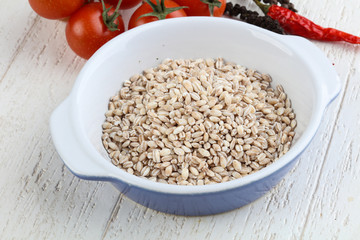 Raw pearl barley