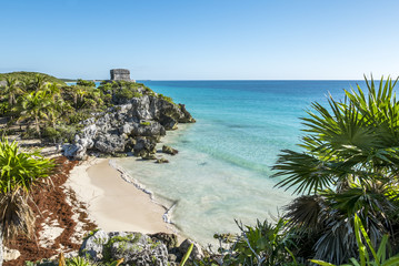 Tulum mayan ruins in yucatan mexico