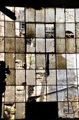 old dirty factory window © Karl Allen Lugmayer