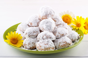 Cookies with almonds
