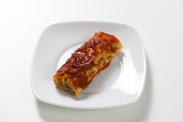 Spinach and ricotta cannelloni