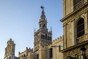Fototapeta na wymiar Giralda, Seville, Spain