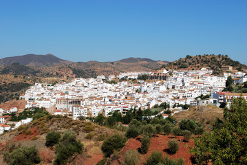 Fototapeta na wymiar View of the town and surrounding countryside, Almogia, Spain.