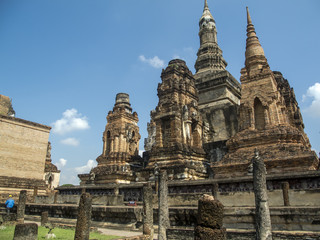 Fototapeta na wymiar The Ancient ruins of temple of Sukhotai thailand