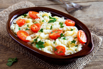 Pasta casserole with tomatoes