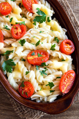 Pasta casserole with tomatoes