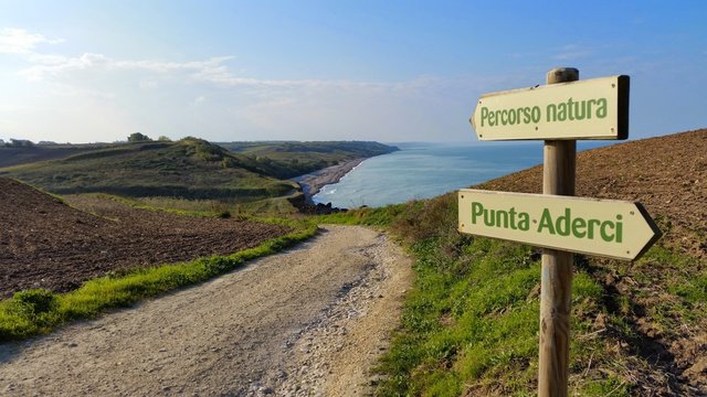 Riserva naturale di punta aderci