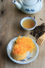 cake and hot tea