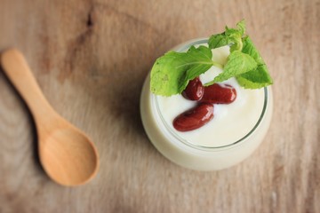 yogurt with red bean