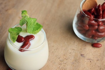 yogurt with red bean