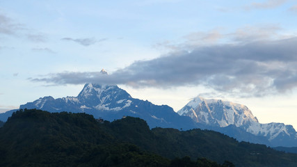 Imponente pico Fishtail, forma parte de los Annapurnas