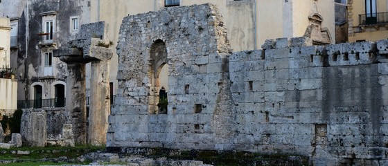 temple d'apollon...Syracuse