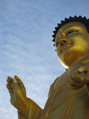 Estatua de Buda en Ulan Bator, Mongolia