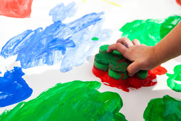 Child hand painting