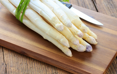 weißer Spargel