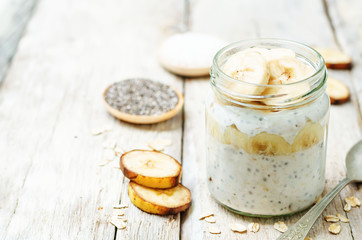 overnight oats with Greek yogurt, Chia seeds and banana