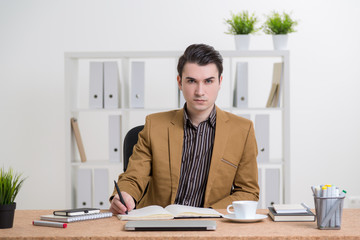 Naklejka premium Businessman at work