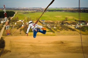 Ropejumping: people extreme.