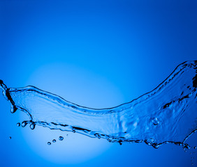 Blue splash © eightstock