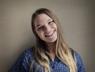 Obraz premium Happy young woman