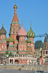 Fototapeta na wymiar St. Basil's Cathedral on red square in Moscow.