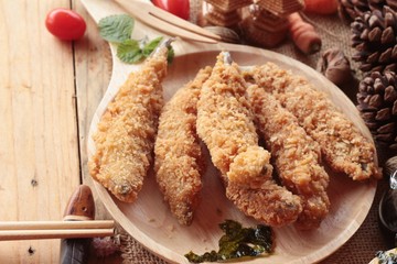 shishamo fried with sause is a delicious.