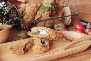 shishamo fried with sause is a delicious.