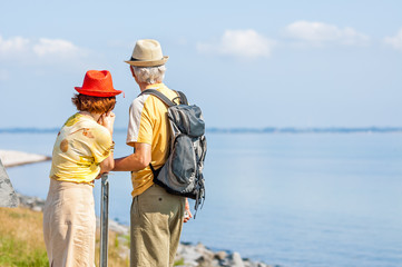 Obraz premium Wanderpause an der Ostsee Blick in die Ferne