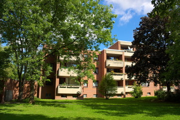 Wohnhausblock-70er Jahre-I-Göttingen