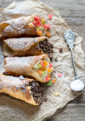 Cannoli stuffed with cream cheese