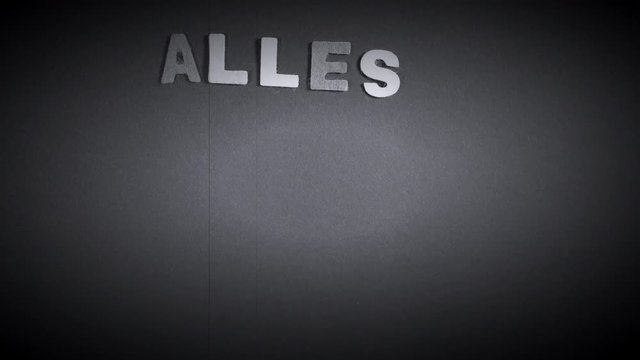 Alles Gute zum Muttertag - geschrieben von Buchstaben im Nostalgie-Look