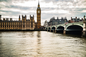 Naklejka premium Westminister Bridge and Houses Of Parliament at Sunset