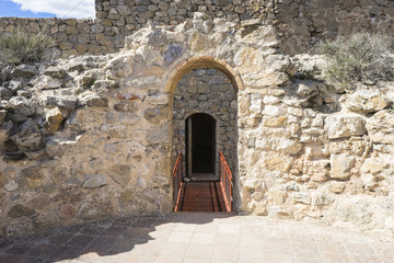 Fototapeta na wymiar tower medieval castle of Consuegra in the province of Toledo, Sp