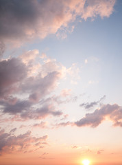 Naklejka premium cloudy sunset