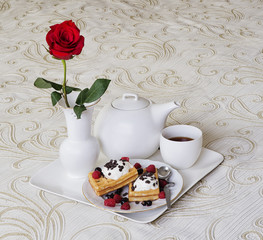 breakfast in the bed