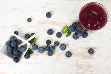 Blueberies with drink