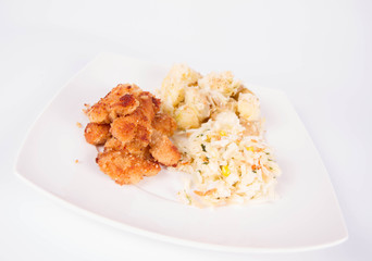 Deep fried chicken, potatoes and salad