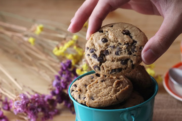 chocolate chip cookie